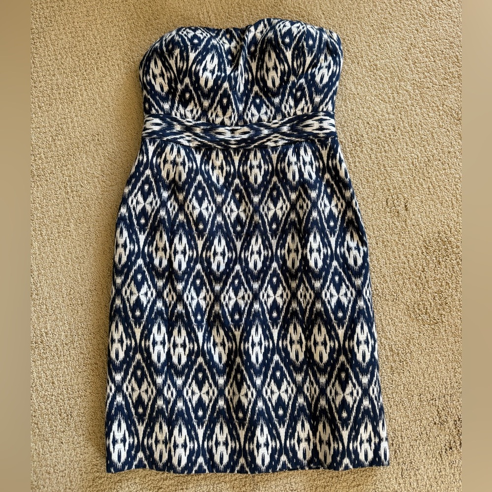 Banana Republic Navy and Cream Strapless Dress